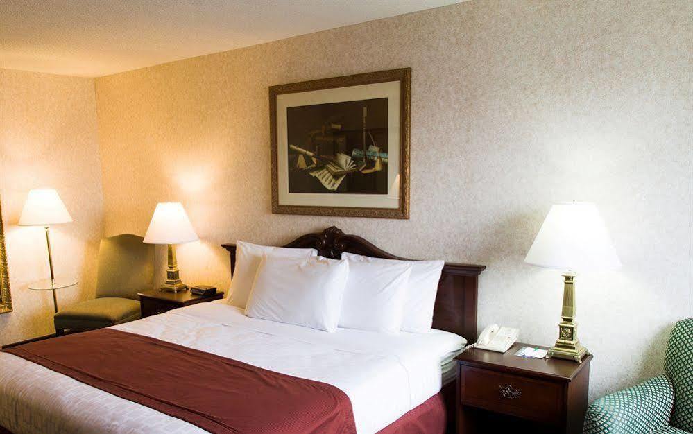 Baymont By Wyndham Sioux Falls North,I-29,Russell St, Airport Esterno foto